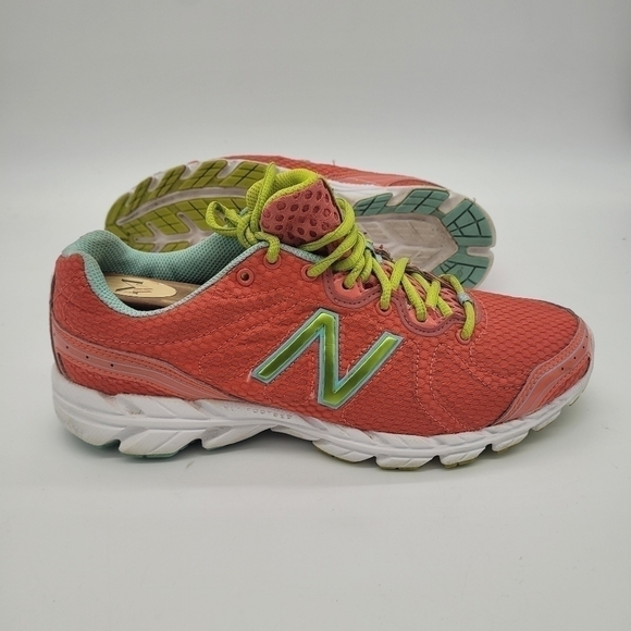 NEW BALANCE 590 V2 Running Shoes Women Size 9D Athletic Sneakers - Picture 14 of 16